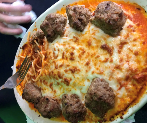 Baked pasta with meatballs